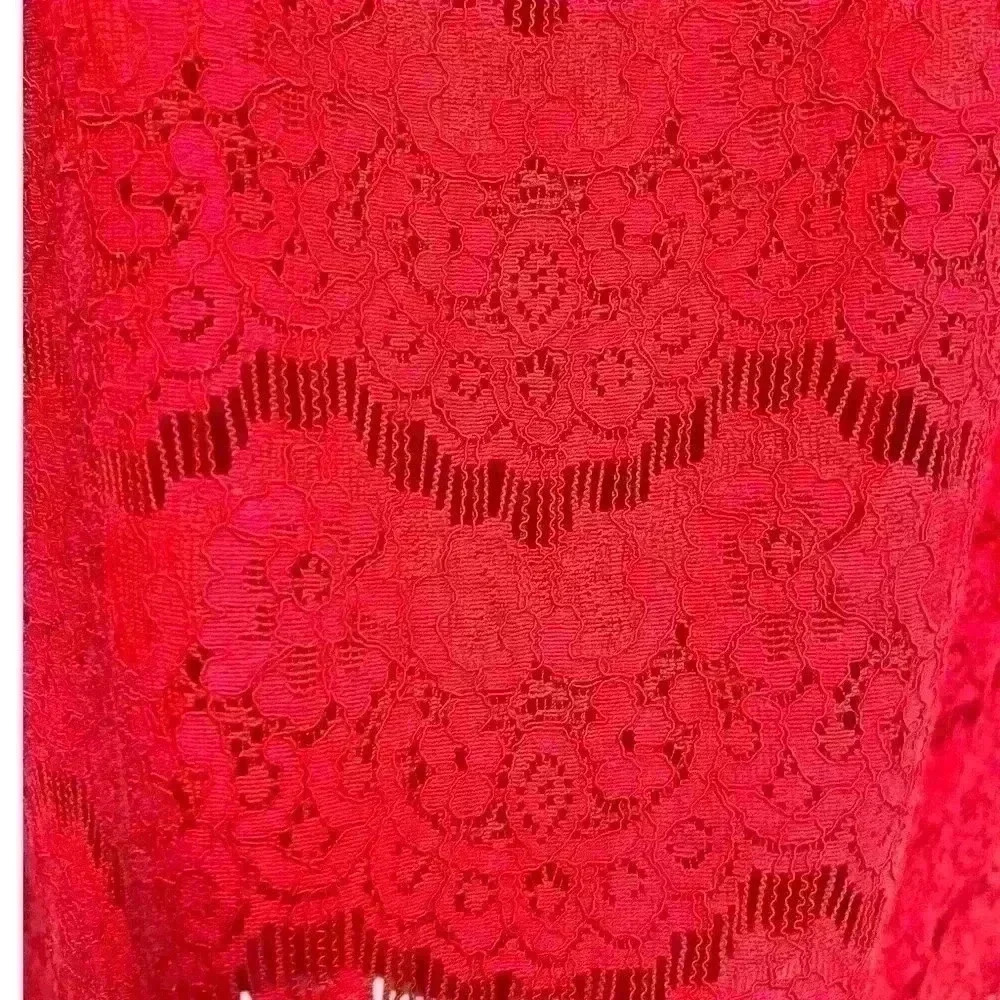 V Cristina Red Lace Tunic.  Pre Owned in Very Good Condition.  Women’s SZ Small - Picture 6 of 6